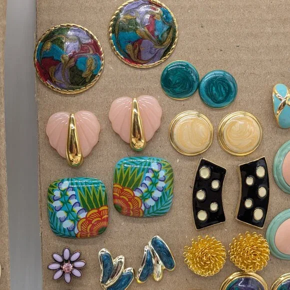 Vintage 80s & 90s reseller earrings 50+ bundle - Picture 6 of 8